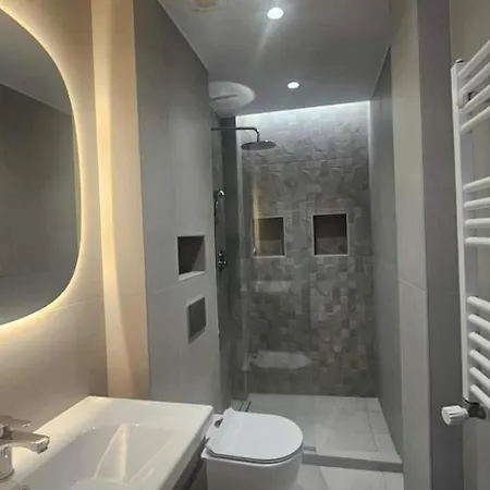 Lägenhet New Sub-penthouse Gem - Walk To Metro & Waterfront