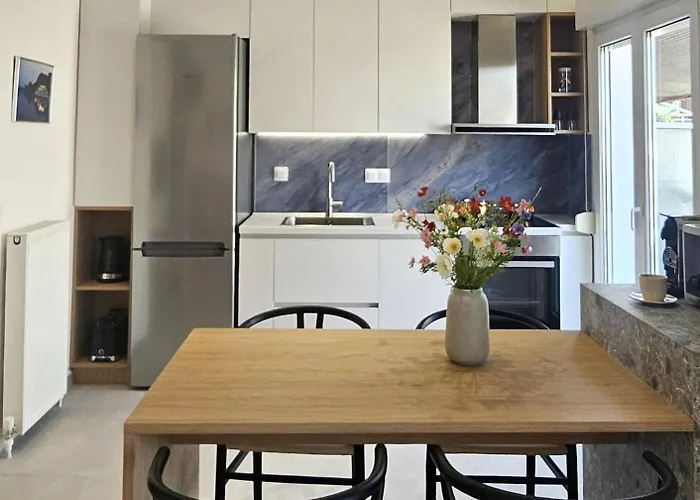 Lägenhet New Sub-penthouse Gem - Walk To Metro & Waterfront *