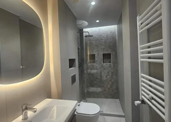 Appartement New Sub-penthouse Gem - Walk To Metro & Waterfront