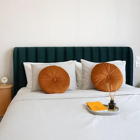 New Sub-penthouse Gem - Walk To Metro & Waterfront Appartement